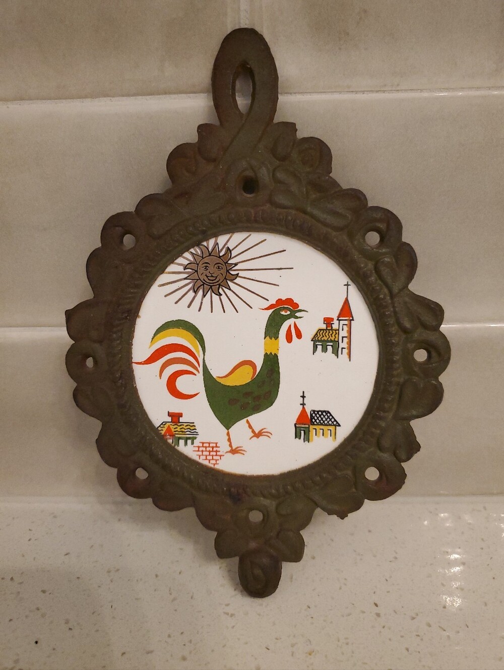 Vintage Enesco Japan Round Cast Iron Rooster Trivet Ceramic Tile MCM